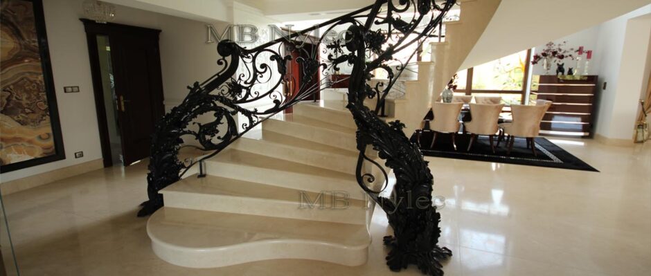 Balustrady wachlarzowe